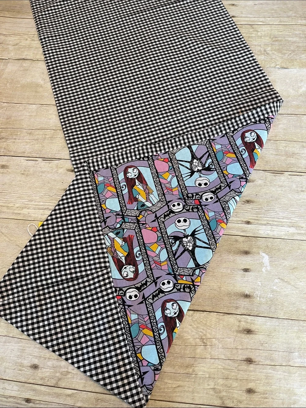 NWT Table Runner Halloween Decor Jack&Sally & Black & White Checkered Two Sided